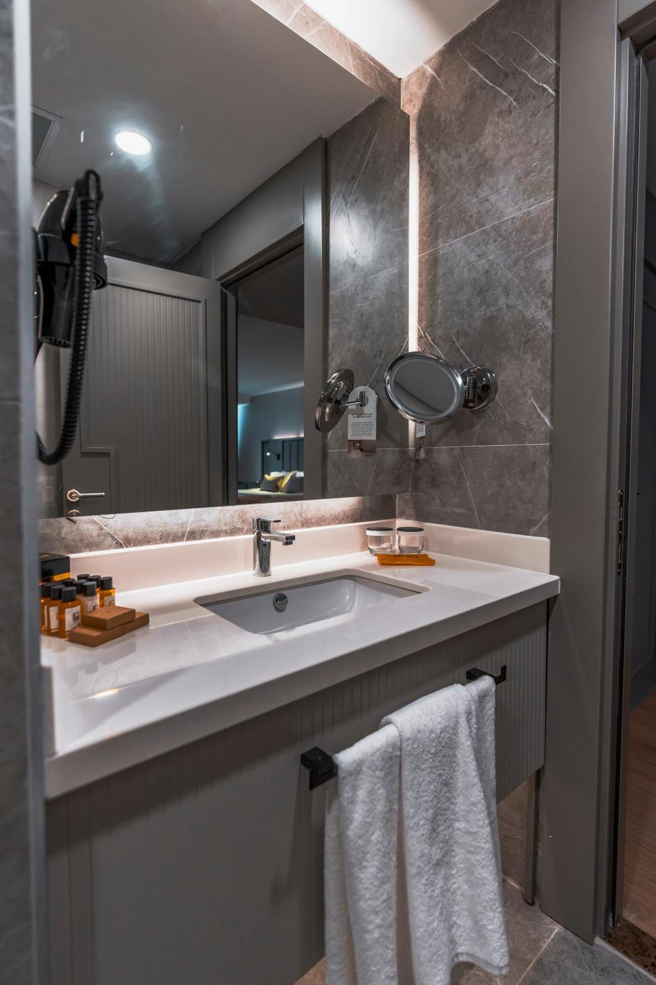 Renex Hotels Antalya Buitenkant foto